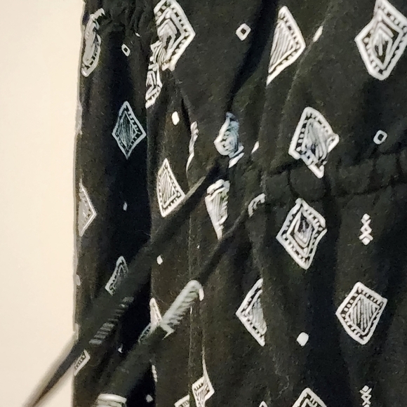 Torrid Black summer dress size 1 sleeveless - Picture 3 of 14